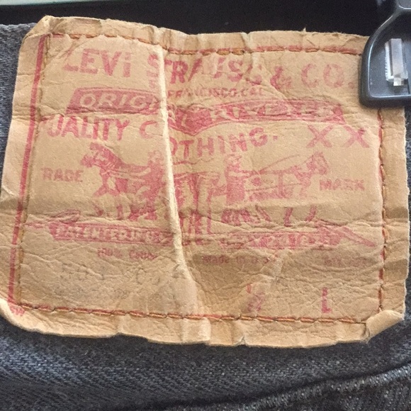 VINTAGE LEVI’s RARE BLACK Button FLY 501’s 27x30 - Picture 4 of 7